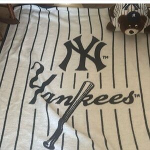 Yankees Stadium  Blanket and Pillow Pet MLB